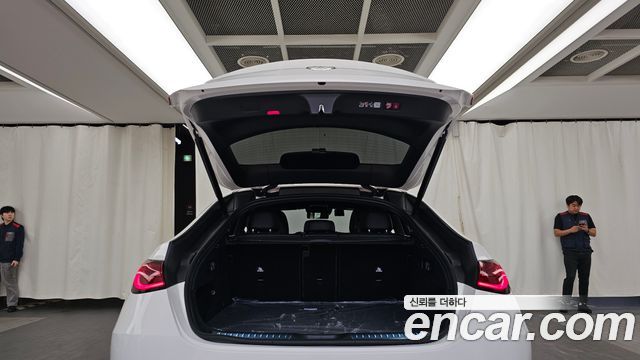 Mercedes-Benz GLC-Class 2025 — photo 26