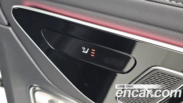 Mercedes-Benz GLC-Class 2025 — photo 33