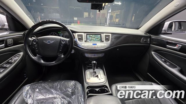 Hyundai Genesis 2012 — photo 10