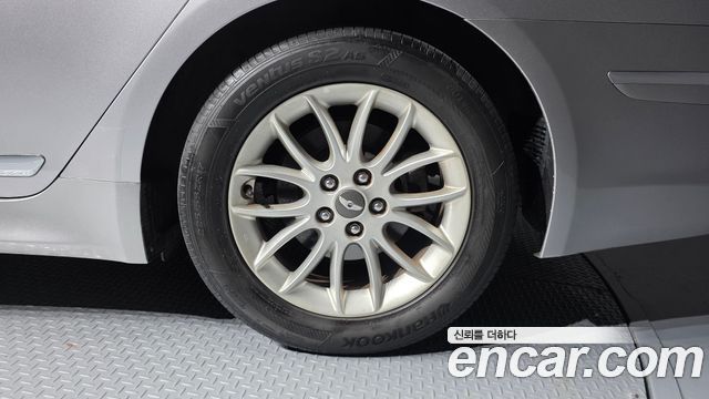 Hyundai Genesis 2012 — photo 7