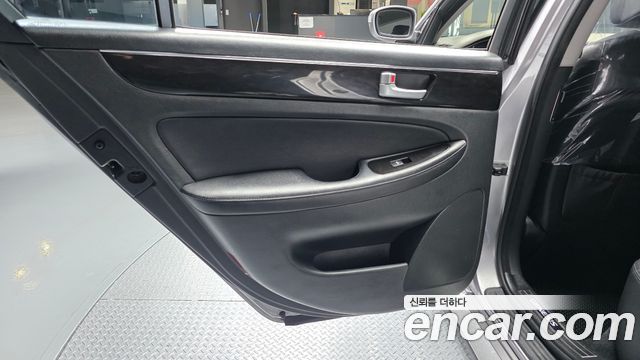 Hyundai Genesis 2012 — photo 15