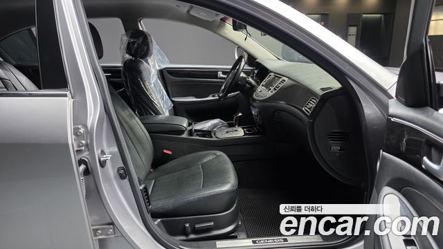 Hyundai Genesis 2012 — photo 16