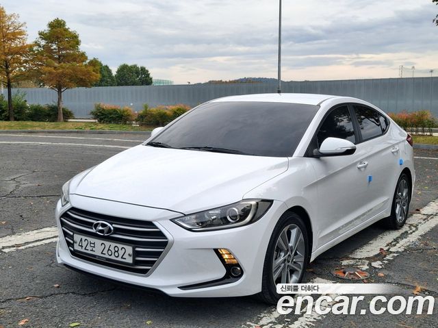 Hyundai AVANTE 2017 — photo 3
