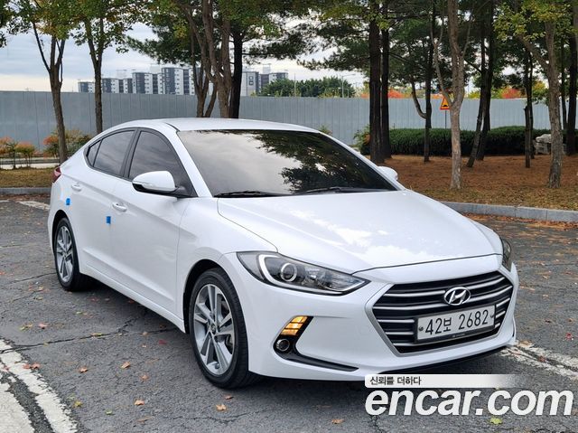 Hyundai AVANTE 2017 — photo 4