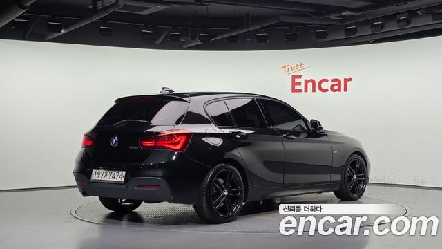 BMW 1-Series 2018 — photo 2