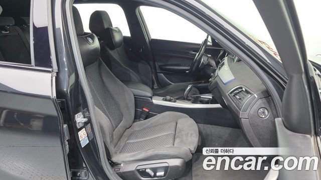 BMW 1-Series 2018 — photo 11