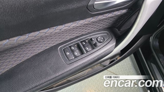 BMW 1-Series 2018 — photo 19
