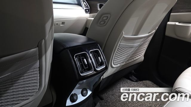 Kia Sorento 2021 — photo 30