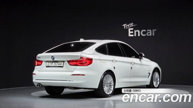 BMW Gran Turismo 2018 — photo 2