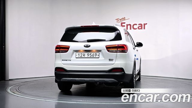 Kia Sorento 2015 — photo 4