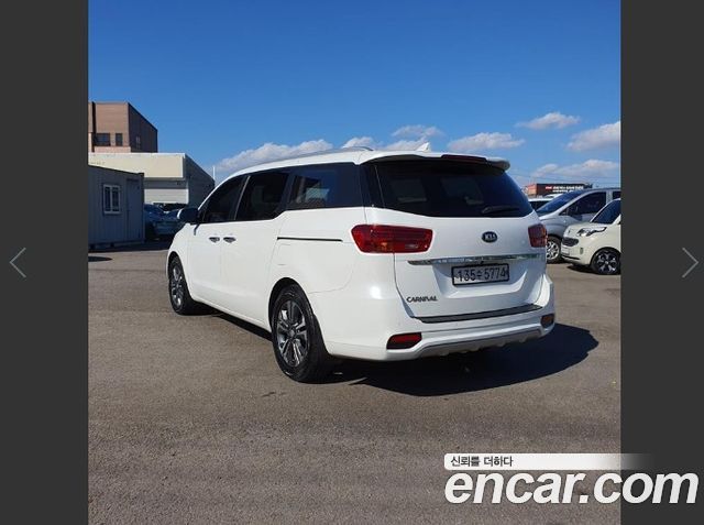 Kia Canival 2019 — photo 5