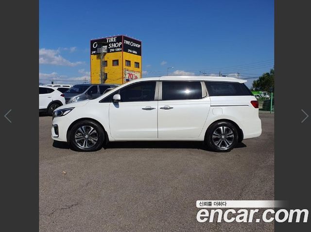 Kia Canival 2019 — photo 7
