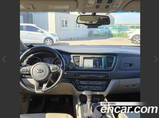 Kia Canival 2019 — photo 9