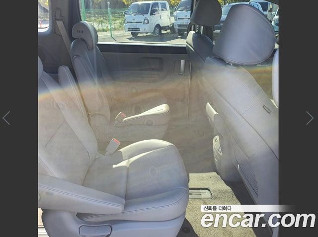 Kia Canival 2019 — photo 15