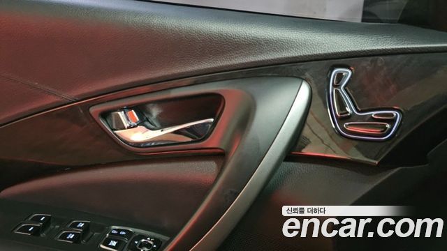 Hyundai Grandeur 2015 — photo 11