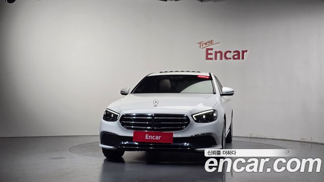Mercedes-Benz E-Class 2021 — photo 3