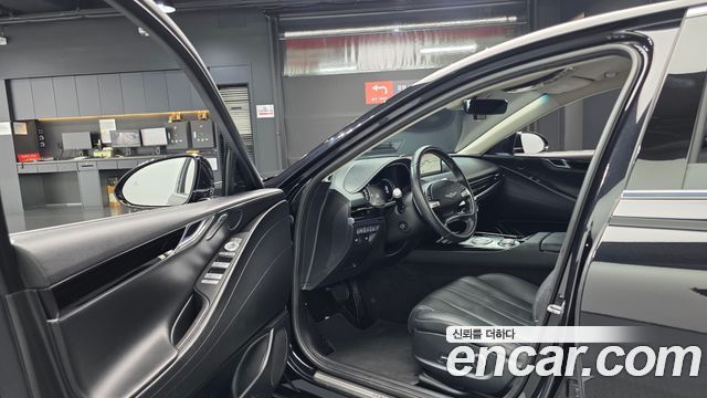 Genesis G80 2022 — photo 13