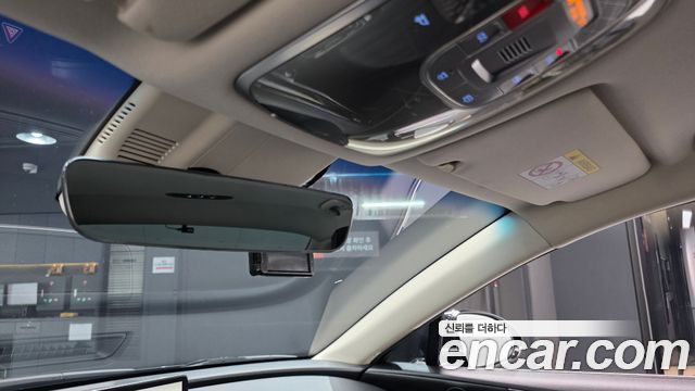 Genesis G80 2022 — photo 30