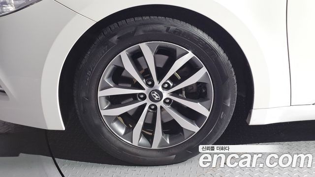 Hyundai Grandeur 2012 — photo 5