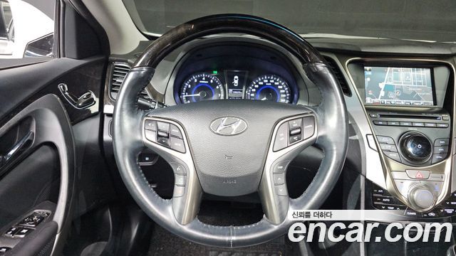 Hyundai Grandeur 2012 — photo 11