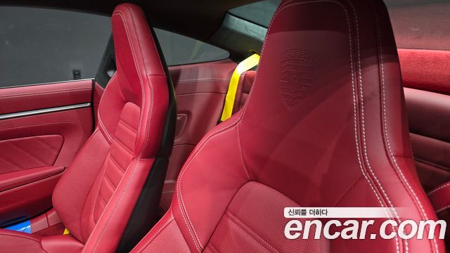 Porsche 911 2026 — photo 11