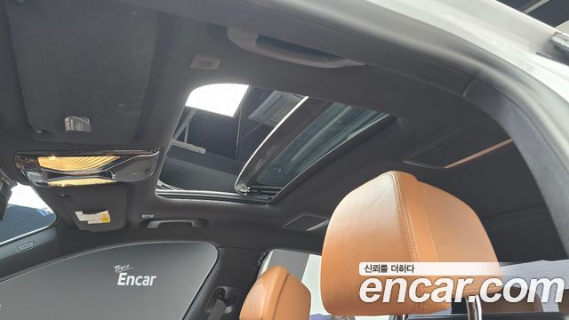 BMW 7-Series 2020 — photo 37