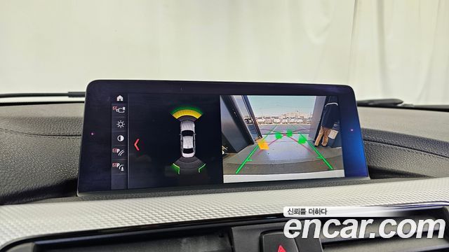 BMW 3-Series 2018 — photo 15