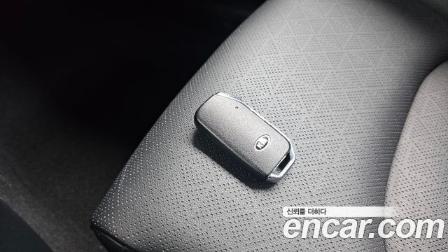 Kia K3 2019 — photo 23
