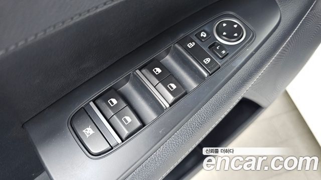 Kia K3 2019 — photo 28