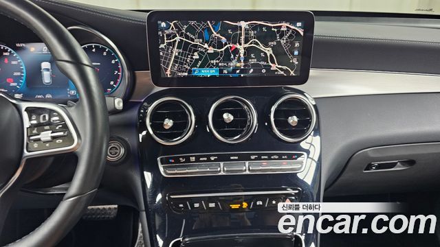 Mercedes-Benz GLC-Class 2021 — photo 18