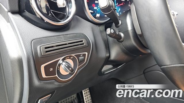 Mercedes-Benz GLC-Class 2021 — photo 26