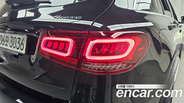 Mercedes-Benz GLC-Class 2021 — photo 9
