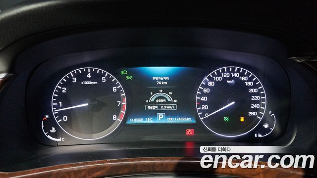 Hyundai Equus 2014 — photo 8