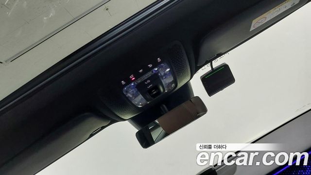 Mercedes-Benz GLB-Class 2026 — photo 17