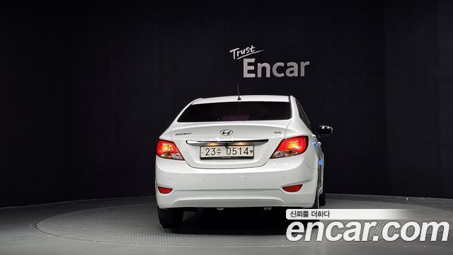 Hyundai Accent 2016 — photo 4