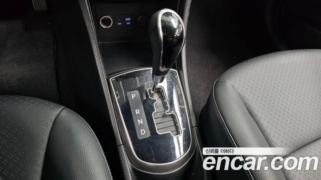 Hyundai Accent 2016 — photo 12
