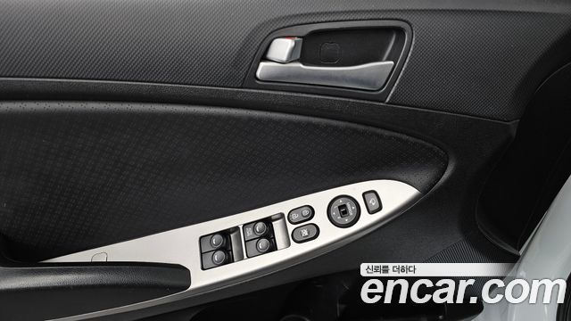 Hyundai Accent 2016 — photo 27