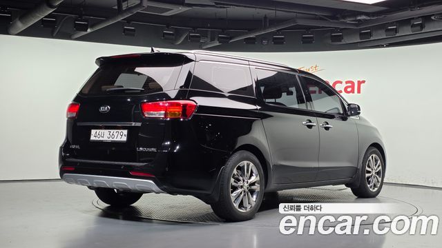 Kia Canival 2018 — photo 2
