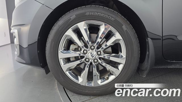 Kia Canival 2018 — photo 5