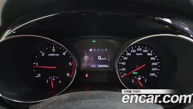 Kia Canival 2018 — photo 8