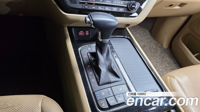Kia Canival 2018 — photo 9