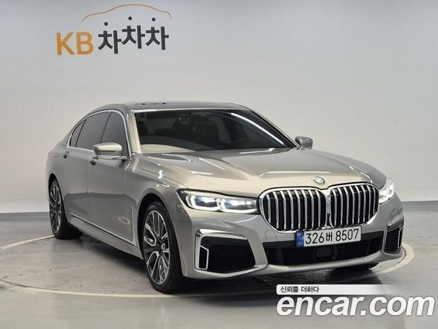 BMW 7-Series 2022 — photo 4