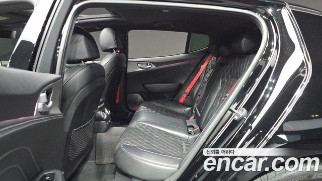 Kia Stinger 2021 — photo 16