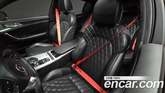 Kia Stinger 2021 — photo 37