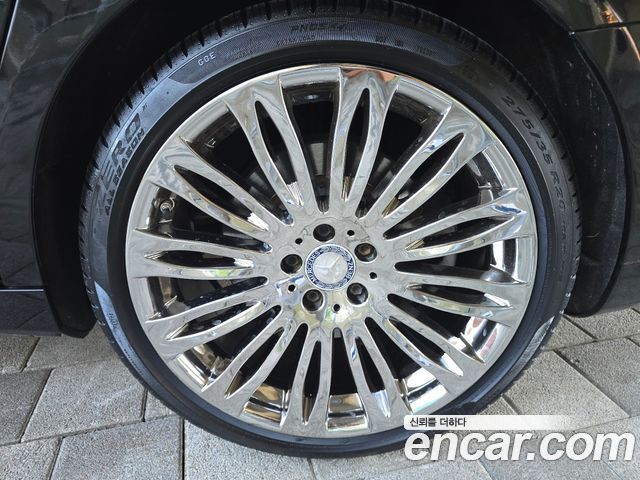 Mercedes-Benz S-Class 2015 — photo 10