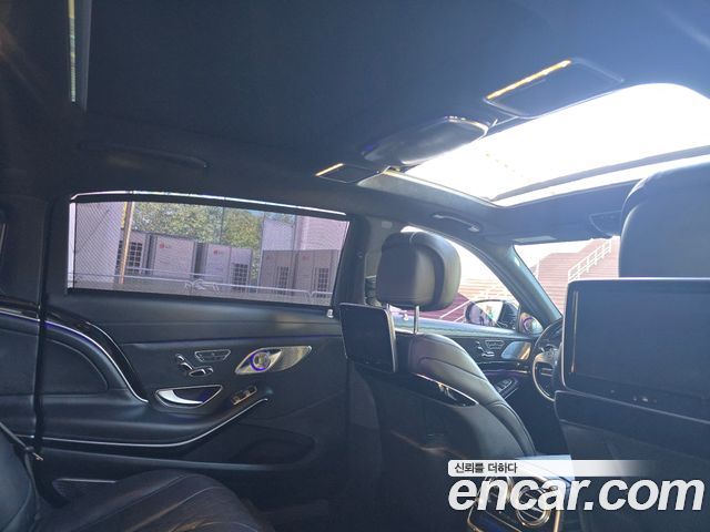 Mercedes-Benz S-Class 2015 — photo 11