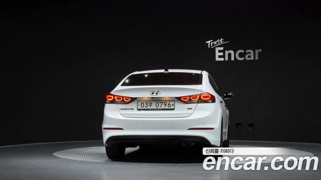 Hyundai AVANTE 2016 — photo 4