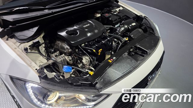 Hyundai AVANTE 2016 — photo 6
