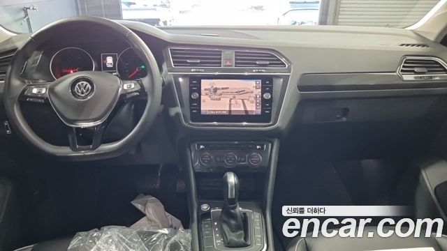 Volkswagen Tiguan 2020 — photo 7