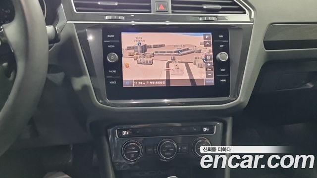 Volkswagen Tiguan 2020 — photo 9